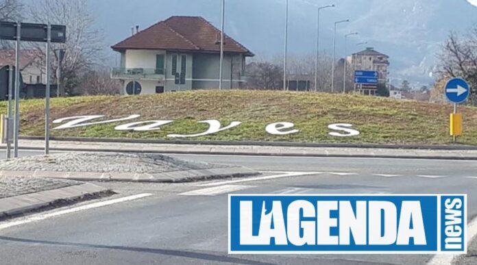 Vayes