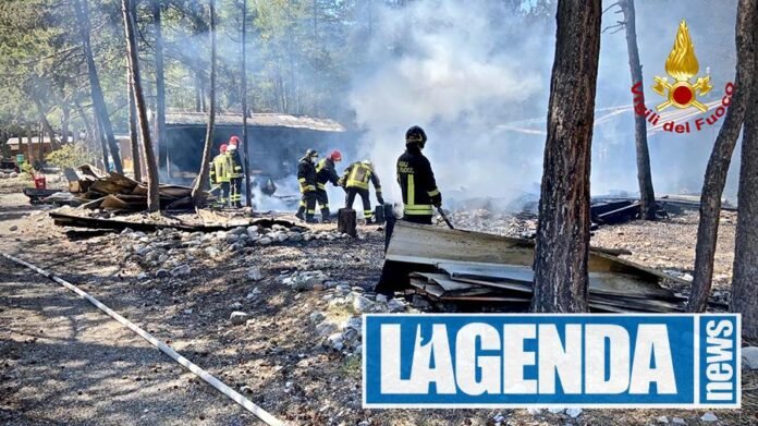 Incendio campeggio Vigili del Fuoco Bardonecchia