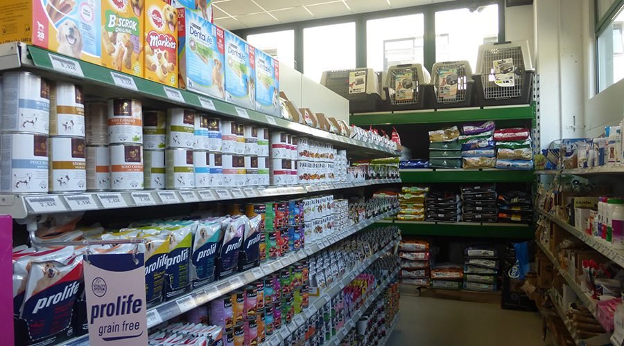 Pet Store Valley Chiusa di San Michele