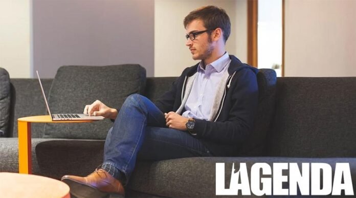 Ragazzo computer