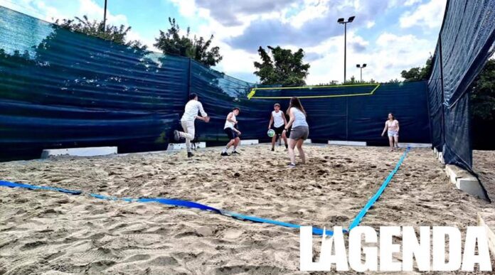 rivoli beach