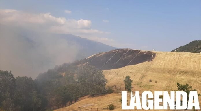 Incendio discarica Mattie