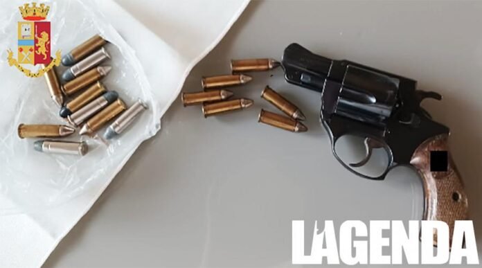 Polizia pistola