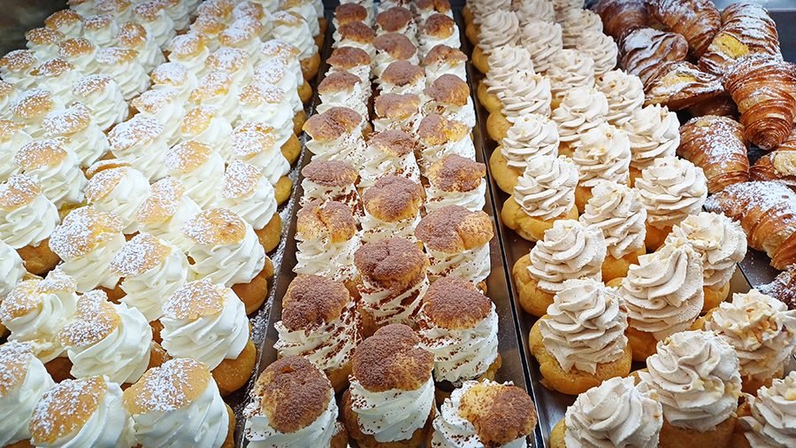 Pasticcini e dintorni