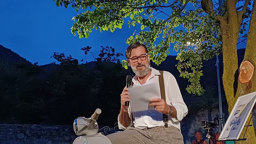 Sfilata a Chiusa di San Michele