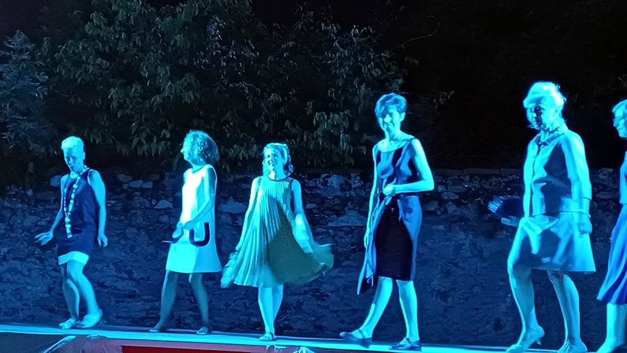 Sfilata a Chiusa di San Michele