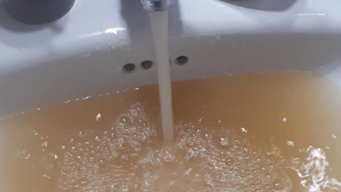 Acqua sporca