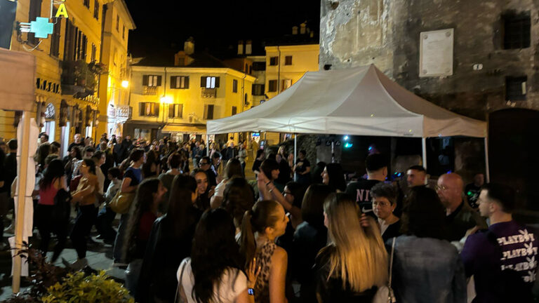 Tavoli sotto le stelle