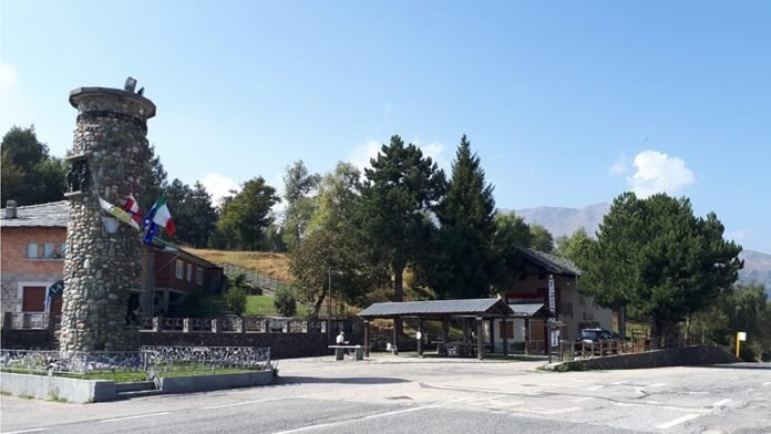 Colle del Lys