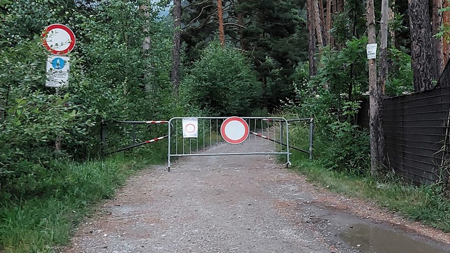 Strada chiusa a Beaulard