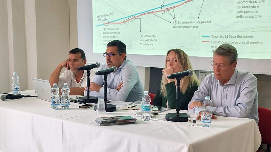 TAV Incontro pubblico a Susa