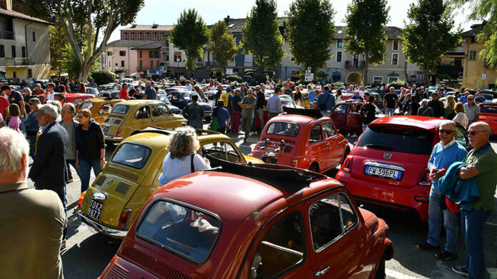 Raduno FIAT 500 a Giaveno