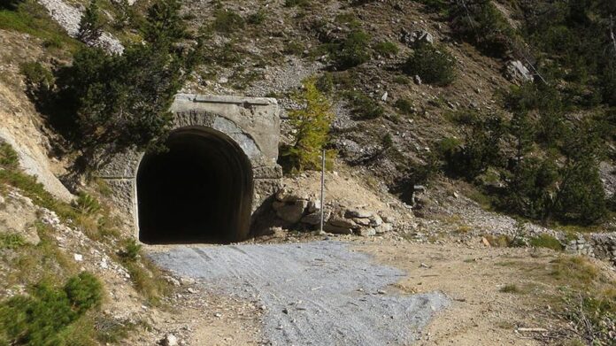 Strada militare