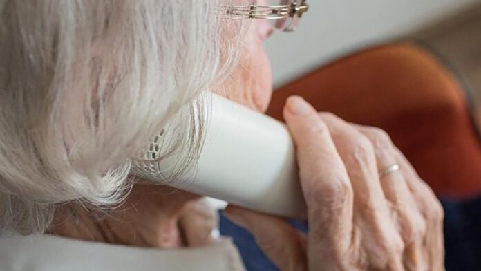 Telefono anziana