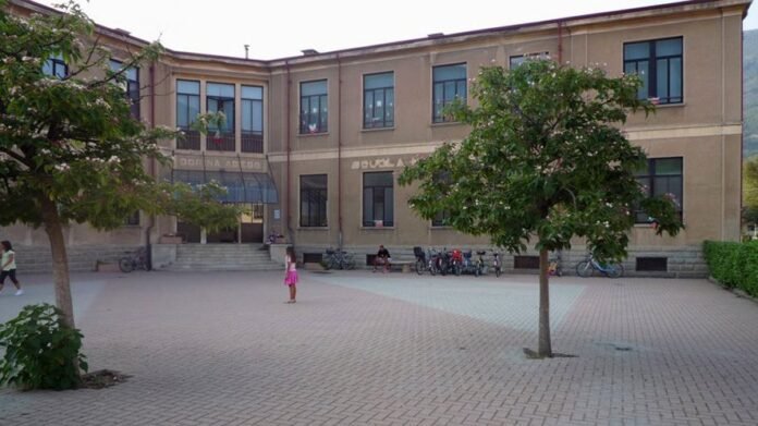 Scuola a Sant'Antonino