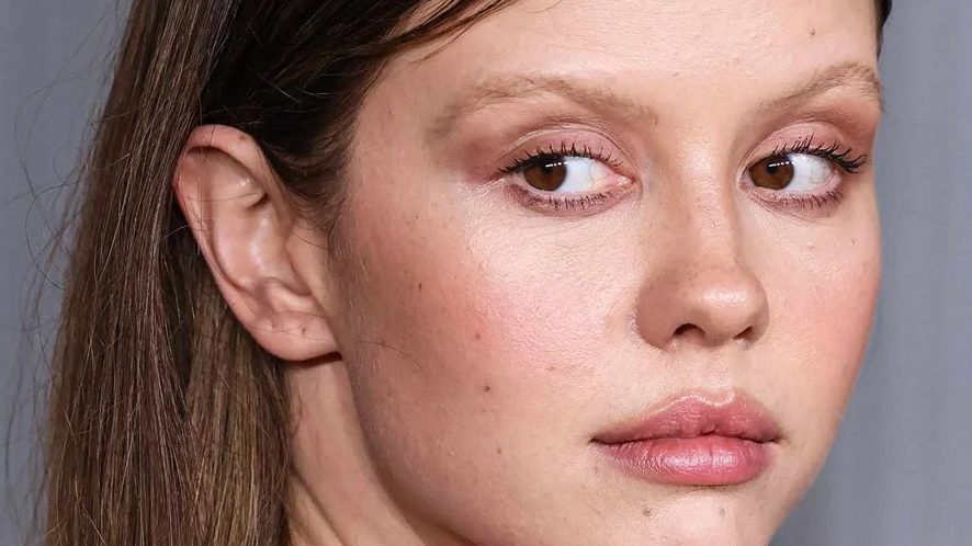 Mia Goth
