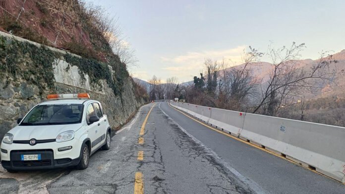 Strada Colle del Lys