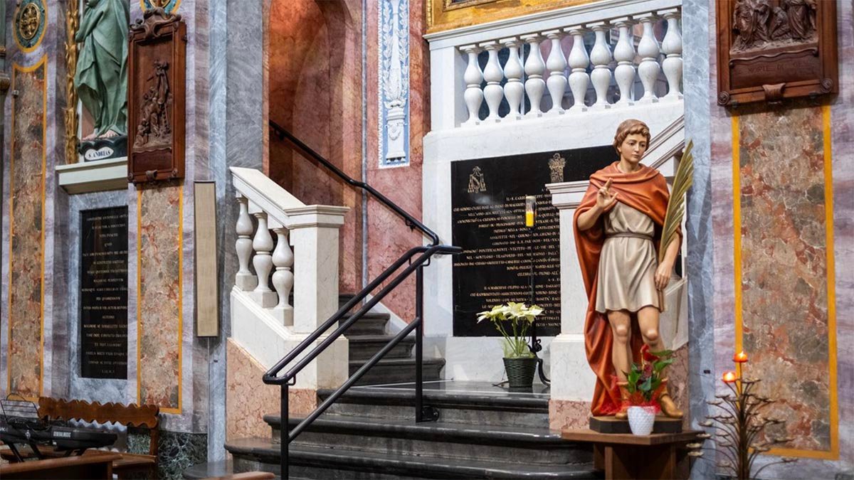 Scala nel Santuario di Maggiora