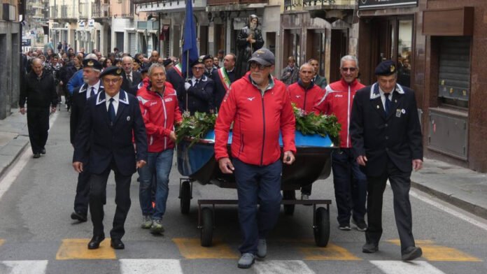 Barchetta a Susa