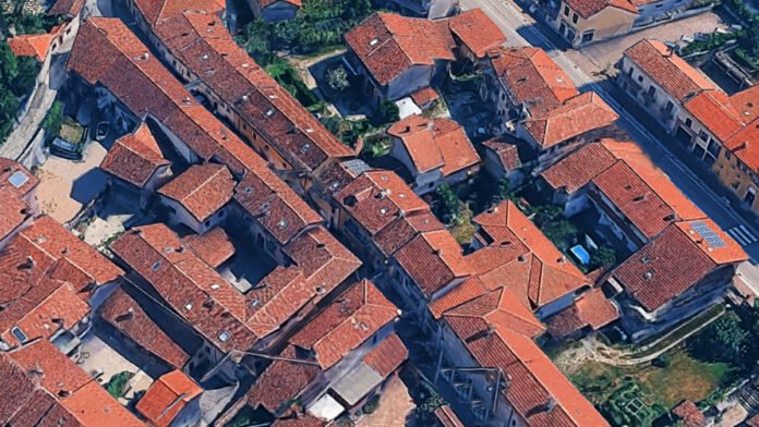 Via Cesare Battisti ad Avigliana