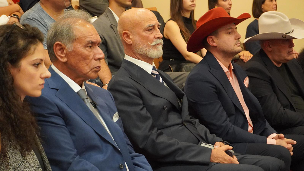 Wes Studi