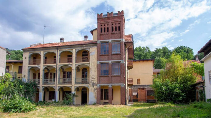 Den House Immobiliare